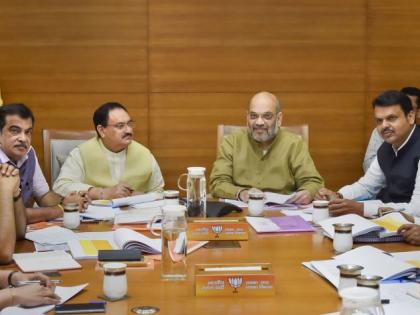 Maharashtra Election 2019: Therefore, the BJP was unable to form a government; What happened at Amit Shah's meeting? | ...म्हणून भाजपाने सरकार बनविण्यात असमर्थता दाखविली; अमित शहांच्या बैठकीत काय घडलं होतं? 