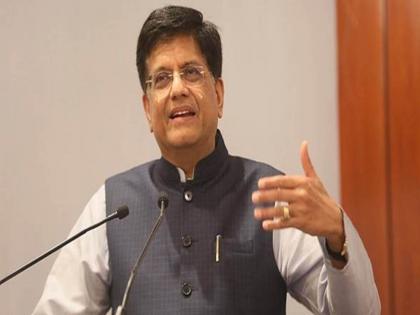 in mumbai take measures to reduce congestion expectations of peoples to union minister piyush goyal | ‘लोकल कळा’ पीयूष गोयल कमी करणार का? गर्दी कमी करण्यासाठी उपाययोजना करा; मुंबईकरांची अपेक्षा