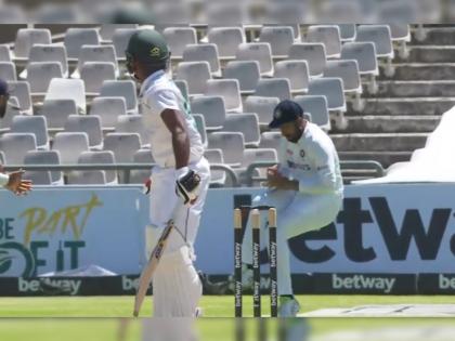 IND vs SA, 3rd Test Day 4 Live Updates : Keegan Petersen dropped by Cheteshwar Pujara on 59, Watch Video  | IND vs SA, 3rd Test Live Updates : भारतासाठी विजयाचं दार उघडलं होतं, पण चेतेश्वर पुजाराच्या चूकीनं ते बंद झालं; पाहा नेमकं काय घडलं, Video