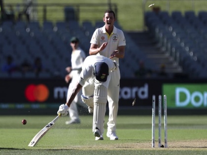 India vs Australia 1st Test : Pat Cummins sends centurion Cheteshwar Pujara packing with a sensational throw | IND vs AUS 1st Test : अन् पुजाराची अविस्मरणीय खेळी अशी संपुष्टात आली!