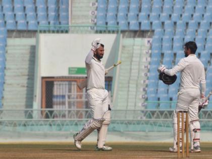 Ranji Trophy : Saurashtra Won by 5 Wicket's, they meet vidarbha in final's | सौराष्ट्रच्या विजयासाठी चेतेश्वर पुजारा 605 मिनिटे खेळला, अंतिम फेरीत विदर्भचे आव्हान