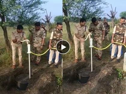 mp liquor throught hand pump in guna district of madhya pradesh video viral | Video - बोअरवेलमधून पाण्याऐवजी निघू लागली चक्क दारू; छापा टाकणारे पोलीसही झाले हैराण