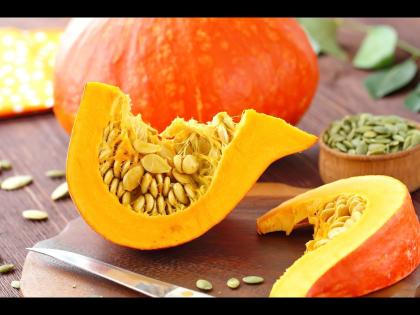 Health benefits of pumpkin seeds, know the benefits | भोपळ्याच्या बियांमुळे अनेक गंभीर समस्या होईल दूर, जाणून घ्या फायदे