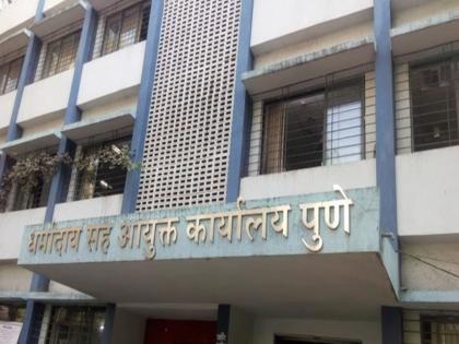 Dharmadaya offline dilemma solvedHigh Court orders to accept offline registration proposals in all charity offices | 'धर्मादाय'ची ऑफलाइनची कोंडी फुटली; प्रस्ताव स्वीकारण्याचे उच्च न्यायालयाचे आदेश Dharmadaya offline dilemma solvedHigh Court orders to accept offline registration proposals in all charity offices | 'धर्मादाय'ची ऑफलाइनची कोंडी फुटली; प्रस्ताव स्वीकारण्याचे उच्च न्यायालयाचे आदेश