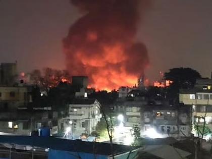 huge fire at Fashion Street in Pune Hundreds of shops destroyed | VIDEO: पुण्यातील फॅशन स्ट्रीटला भीषण आग; शेकडो दुकानं आगीच्या भक्ष्यस्थानी