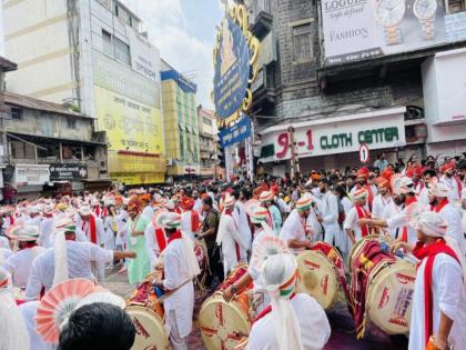 High definition AI camera drone cameras IP speakers Pune Police high tech arrangements for this year's Ganeshotsav | हाय डेफिनेशन एआय कॅमेरे, ड्रोन कॅमेरे, आयपी स्पीकर्स; यंदा गणेशोत्सवात पुणे पोलिसांचा हायटेक बंदोबस्त High definition AI camera drone cameras IP speakers Pune Police high tech arrangements for this year's Ganeshotsav | हाय डेफिनेशन एआय कॅमेरे, ड्रोन कॅमेरे, आयपी स्पीकर्स; यंदा गणेशोत्सवात पुणे पोलिसांचा हायटेक बंदोबस्त