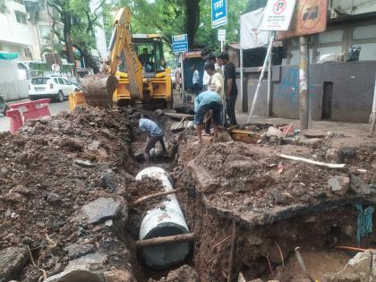 pune news Only three water storage facilities in the city have been completed while many are incomplete | पुणे शहरात पाणी साठणाऱ्या केवळ तीनच ठिकाणांची कामे पूर्ण, वाहतूक पोलिसच परवानगी देईना pune news Only three water storage facilities in the city have been completed while many are incomplete | पुणे शहरात पाणी साठणाऱ्या केवळ तीनच ठिकाणांची कामे पूर्ण, वाहतूक पोलिसच परवानगी देईना