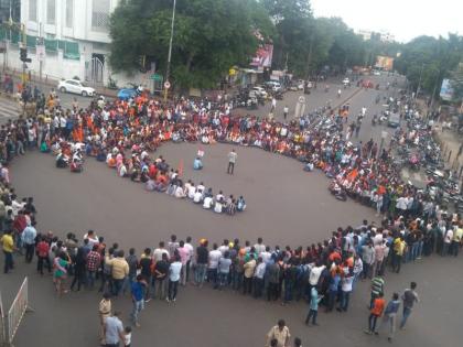 maharashtra bandh by maratha kranti morcha for reservation live updates | Maharashtra Bandh Live Updates: मराठा आंदोलनात काही ठिकाणी हिंसाचार, परिस्थिती पूर्वपदावर