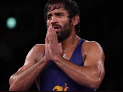 I am returning my Padmashree award to the Prime Minister Narendra Modi, say wrestler Bajaran punia  | Bajrang punia मी पद्मश्री पुरस्कार पंतप्रधान मोदींना परत करतो! कुस्तीपटू बजरंग पुनियाचा धक्कादायक निर्णय 