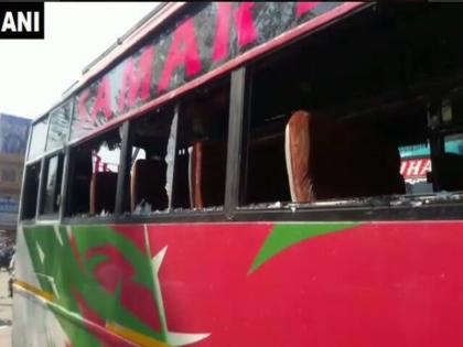 In Madhya Pradesh, the collapse of Bhima Koregaon has broken into 12 buses | भीमा कोरेगाव घटनेचे पडसाद मध्य प्रदेशात, 12 बसेसची केली तोडफोड