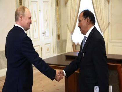India-America Relation: Oil, Tariffs and S-400..; Ajit Doval leaves for Russia after Donald Trump's warning | तेल, टॅरिफ अन् S-400..; डोनाल्ड ट्रम्प यांच्या इशाऱ्यानंतर अजित डोवाल रशियात दाखल India-America Relation: Oil, Tariffs and S-400..; Ajit Doval leaves for Russia after Donald Trump's warning | तेल, टॅरिफ अन् S-400..; डोनाल्ड ट्रम्प यांच्या इशाऱ्यानंतर अजित डोवाल रशियात दाखल