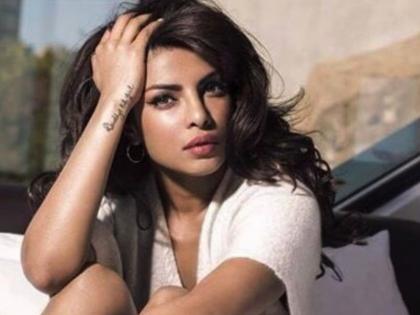 Priyanka chopra teased by family due to her complexion | रंग माझा वेगळा..! देसी गर्ल Priyanka Chopraला तिच्या कुटुंबातील लोक हिणावायचे काळी