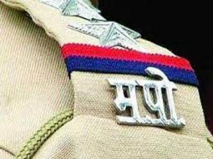 12 Policemen of Jalgaon awarded 'Director General of Police' badge | जळगावातील १२ पोलिसांना 'पोलिस महासंचालक' सन्मानचिन्ह