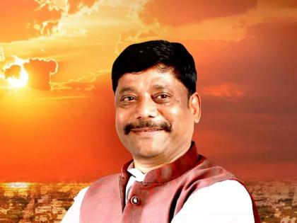 Why do you file cases against activists who celebrate Ganeshotsav Dahihandi Ravindra Dhangekar's question | गणेशोत्सव, दहीहंडी हे सण साजरे करणाऱ्या कार्यकर्त्यांवर गुन्हे का दाखल करता? रवींद्र धंगेकरांचा सवाल