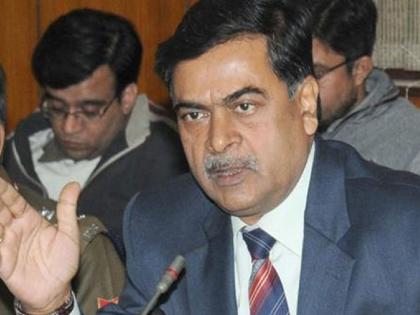 R K Singh who had arrested L K Advani gets entry in modi cabinet | लालकृष्ण अडवाणींना अटक करणा-या अधिका-याला मोदी सरकारमध्ये केंद्रीय मंत्रीपद