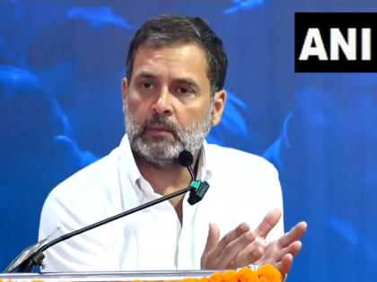 India is a country of love then why is hatred being spread Rahul Gandhi's criticism of BJP | भारतात सर्व गुण्यागोविंदाने राहतात, मग द्वेष का पसरवला जातोय? राहुल गांधींचे भाजपवर टीकास्त्र