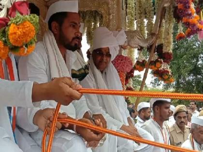 Ashadhi Wari Mukhdarshan will continue during the administrative Mahapuja of Vitthala- Radhakrishna Vikhe Patil | Ashadhi Wari: विठ्ठलाच्या शासकीय महापूजेदरम्यान मुखदर्शन सुरू राहणार- राधाकृष्ण विखे पाटील