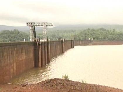 30% water storage in Kolhapur district dam | पावसाने मारली दडी, तरीही कोल्हापूर जिल्ह्यातील धरणे ३० टक्के भरलेलीच