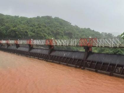 Heavy rain in Kolhapur district; The water level of Panchganga river is at risk, the automatic gates of Radhanagari will open at any moment | कोल्हापूर जिल्ह्यात धुवाधार; पंचगंगा धोक्याकडे, राधानगरीचे स्वयंचलित दरवाजे कोणत्याही क्षणी खुले होणार