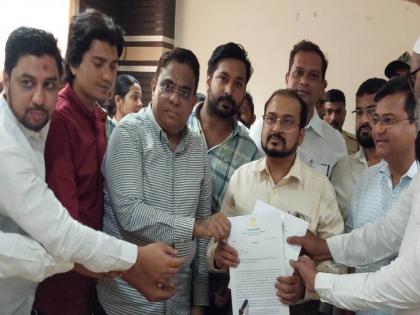 Bhiwandi MLA Raees Shaikh held the municipality administration on edge over the issue of waste and water in the city | शहरातील कचरा व पाणी प्रश्नावरून आमदार रईस शेख यांनी मनपा प्रशासनास धरले धारेवर