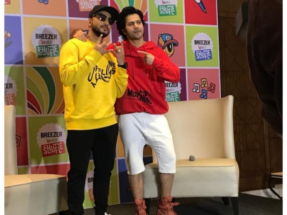 Varun Dhawan and rafttar will come together for the project | वरूण धवन आणि रफ्तार येणार या प्रोजेक्टसाठी एकत्र