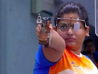 Rahi Sarnobat's national championship hat trick in the national shooting competition | राष्ट्रीय नेमबाजी स्पर्धा : राहीची राष्ट्रीय विजेतेपदाची हॅट्ट्रिक