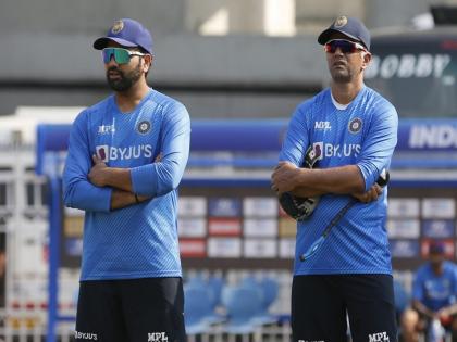 Rahul Dravid has appealed to the BCCI to play indian team 2-3 more practice matches before the World Cup  | T20 World Cup: भारतीय संघाचा सतत पराभव! राहुल द्रविडने BCCI कडे केली विनंती; होणार का मान्य?