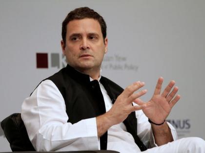 Rahul Gandhi's not celebrate birthday, the Congress workers to help the needy | राहुल गांधींचा वाढदिवस साजरा न करता त्याच पैशातून काँग्रेस कार्यकर्त्यांचा गरजूंना मदतीचा हात