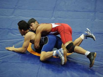 Commonwealth Games 2018 Wrestler Rahul Aware beats Pakistans Muhammad Bilal | Commonwealth Games 2018: राहुल आवारे अंतिम फेरीत; पाकिस्तानच्या मोहम्मद बिलालला धोबीपछाड