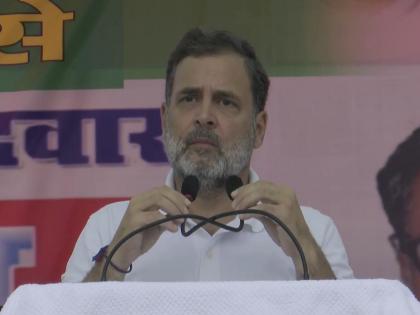 'तुम्ही सांगा फक्त, नरेंद्र मोदी मतांसाठी स्टेजवर नाचायलाही तयार होतील,' राहुल गांधींची टीका