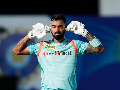 IPL 2022 MI vs LSG: KL Rahul fined 12 lacs for slow over rate in MI vs LSG match | IPL 2022 MI vs LSG: लखनौचा कर्णधार केएल राहुलला BCCIने ठोठावला दंड, 'हे' आहे कारण...