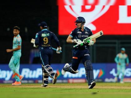 IPL 2022 LSG vs GT Live: Gujarat Titans make a winning start, beat Lucknow Super Giants by 5 wickets | IPL 2022 LSG vs GT Live : Gujarat Titans ची विजयी सुरूवात, ९.२५ कोटी मोजलेल्या खेळाडूच्या फटकेबाजीने लखनौ सुपर जायंट्सची लावली वाट