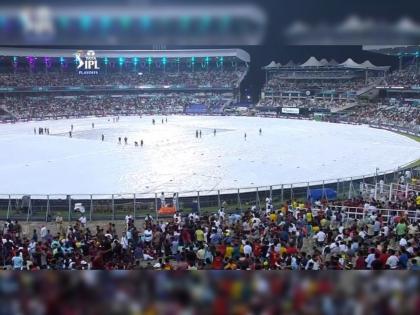 IPL 2022 Eliminator RCB vs LSG :Rules for rain interrupted IPL Playoffs game, A complete 20 overs game per side can happen until 9.40pm. Overs will start to reduce after 9.40pm | Rules in play-offs: IPL 2022 Eliminator RCB vs LSG : पावसाचा जोर वाढला, 9.40 मिनिटापर्यंतची डेड लाईन, त्यानंतर... ; प्ले ऑफचे नियम काय सांगतात, ते पाहा!  