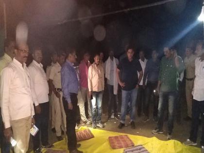 police on gambling place at Jalana; An amount of 15 lakhs was seized | जालन्यात जुगार अड्ड्यावर पोलिसांचा छापा; १५ लाखाचा मुद्देमाल जप्त 