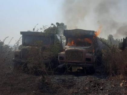 Seized vehicles caught fire behind Mandwa Marine Police Station | मांडवा सागरी पोलीस ठाण्यामागील जप्त वाहनांना आग