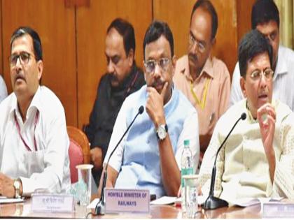 Passenger Security 'on Fast Track', Meeting of Senior Officials with Railway Ministers, Elphinstone Junk | प्रवाशी सुरक्षा ‘फास्ट ट्रॅकवर’,  रेल्वेमंत्र्यांसोबत वरिष्ठ अधिका-यांची बैठक, एलफिन्स्टन दुर्घटनेनंतर आली जाग 