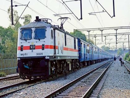 Government approves bonus equivalent to 78 days for railway employees ahead | दसऱ्यापूर्वीच ११ लाख रेल्वे कर्मचाऱ्यांना मोठी भेट; ७८ दिवसांचा पगार बोनस देणार