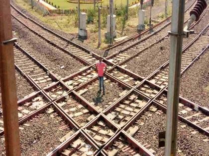 महाराष्ट्रातील 'असं' ठिकाण जिथं चारही दिशेने येणाऱ्या भारतीय रेल्वेचं क्रॉसिंग होतं