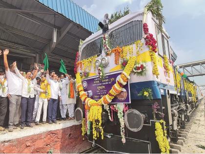 Third AC EconomyClass bogie on Nanded-Hadapsar Express for the first time in Marathwada, Aurangabad to Hadapsar in 8 hours | औरंगाबादहून ८ तासांत हडपसर, मराठवाड्यात प्रथमच नांदेड-हडपसर एक्स्प्रेसला थर्ड एसी इकोनाॅमीक्लास बोगी