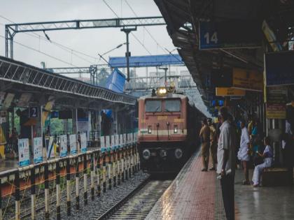 shortest railway station name in india ib odisha train live status | देशातील 'या' रेल्वे स्थानकाचे नाव सर्वात लहान; स्पेलिंग कधी सुरू झाले आणि कधी संपले, हे समजणार नाही!