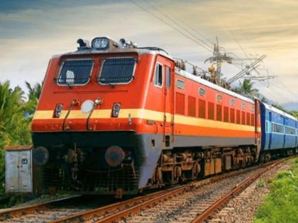 Some trains from Nagpur to Mumbai, Pune, Goa have been canceled between 3 to 6 December | प्रवाशांनो लक्ष द्या! नागपूरहून मुंबई, पुणे, गोव्याकडे जाणाऱ्या काही रेल्वे रद्द; 'या' गाड्यांच्या मार्गात बदल