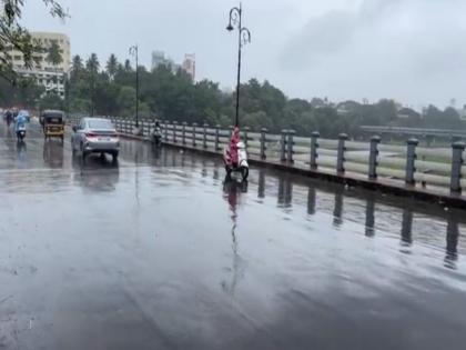 Pune Rain: Continuous rain in some areas of Pune since morning, while heavy rain in some places | Pune Rain: पुण्यात सकाळपासून काही भागात संततधार, तर काही ठिकाणी मुसळधार पाऊस