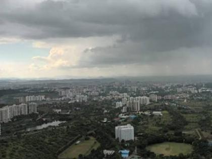 rain in Pune for Gudi Padwa Due to the cloudy weather the people of Pune are relieved for a moment in the morning and evening | गुढीपाडव्याला पुण्यात वरूणराजाची हजेरी; ढगाळ वातावरणामुळे पुणेकरांना सकाळी व सायंकाळी क्षणभर दिलासा