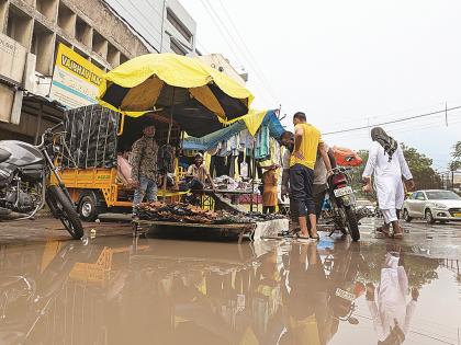 Chhatrapati Sambhajinagar hit by unseasonal rain; Heavy rain in Chikalthana mandal, heavy rain in the rest of the city! | छत्रपती संभाजीनगरच्या चिकलठाणा मंडळात अतिवृष्टी, उर्वरित शहरात जोरदार पाऊस ! Chhatrapati Sambhajinagar hit by unseasonal rain; Heavy rain in Chikalthana mandal, heavy rain in the rest of the city! | छत्रपती संभाजीनगरच्या चिकलठाणा मंडळात अतिवृष्टी, उर्वरित शहरात जोरदार पाऊस !
