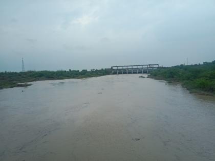 Rain in Mruga Nakshtra; 14 tankers of water supply stopped in Latur district | मृग नक्षत्रात वरुणराजाची कृपा झाली; लातूर जिल्ह्यात पाणीपुरवठ्याचे १४ टँकर बंद