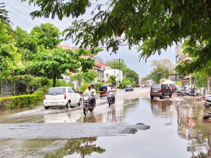 Unseasonal rains for the third consecutive day in Chhatrapati Sambhajinagar city and surrounding areas | छत्रपती संभाजीनगर शहर आणि परिसरात सलग तिसऱ्या दिवशी अवकाळी पाऊस Unseasonal rains for the third consecutive day in Chhatrapati Sambhajinagar city and surrounding areas | छत्रपती संभाजीनगर शहर आणि परिसरात सलग तिसऱ्या दिवशी अवकाळी पाऊस