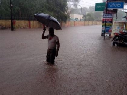 Half an hour of rain washed away Nagpur | अर्ध्या तासाच्या पावसाने नागपूरला धुतले