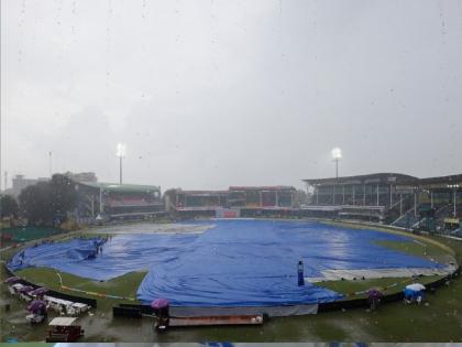 India vs Bangladesh, 2nd Test Due to incessant rains play on Day 1 has been called off in Kanpur | IND vs BAN, 2nd Test Day 1 : पावसाची बॅटिंग अन् उशीरा सुरु झालेला सामना वेळेआधीच थांबला!