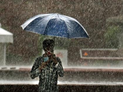 thunderstorms hail in thane kalyan dombivli | ठाणे, कल्याण, डोंबिवलीला झोडपले, गारांचा पाऊस