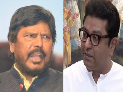 Raj Thackeray role in creating riots, Criticism of Minister Ramdas Athavale | Ramdas Athawale: राज ठाकरेंनी बाळासाहेबांच्या पाठीत खंजीर खुपसला-मंत्री रामदास आठवले